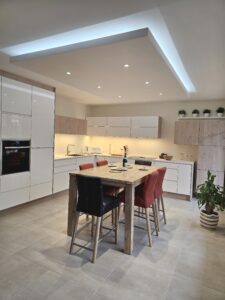 Cuisine blanche et bois